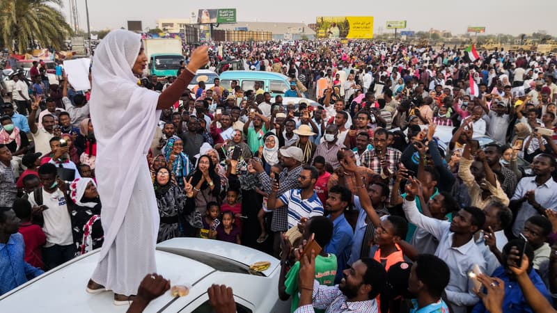 Ala’a Sala dans les rues de Khartoum
