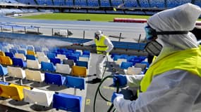 Le stade San Paolo désinfecté à cause du coronavirus, à Naples le 4 mars 2020