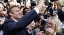 Emmanuel Macron à Saint-Denis après le débat présidentiel le 21 avril