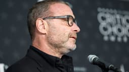 L'acteur américain Liev Schreiber le 7 février 2025 à Santa Monica.