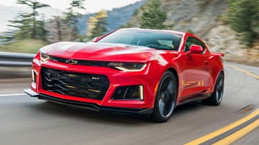 Avec son V8 de 650 chevaux, la Chevrolet Camaro ZL1 a dépassé les 300km/h en vitesse de pointe.