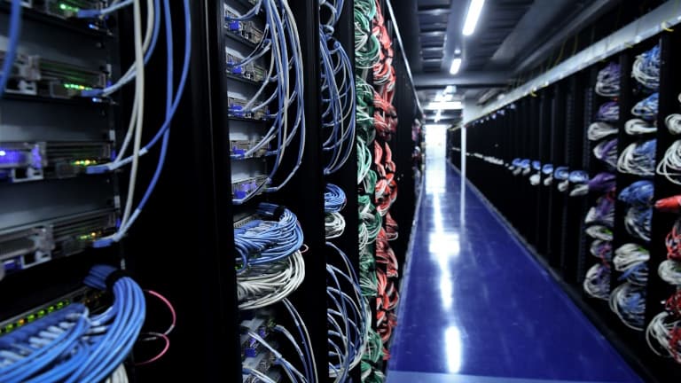 Photographie du 9 juillet 2021 du  "data center" ou centre de données de Scaleway à Saint-Ouen-l'Aumône 
