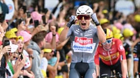 Jasper Philipsen vainqueur de la première étape du Tour de France, le 5 juillet 2025.