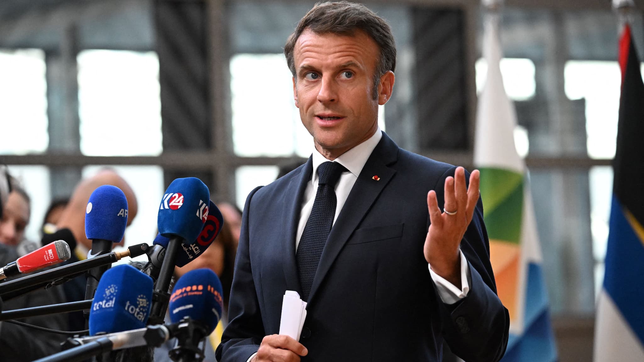 EN DIRECT Remaniement: Emmanuel Macron Affirme Avoir Choisi "la ...