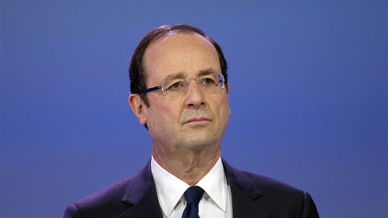 Au lendemain du meeting de la Bastille de Jean-Luc Mélenchon, à Paris, François Hollande a estimé lundi qu'une élection présidentielle ne pouvait se résumer à un moment de colère. /Photo prise le 13 mars 2012/REUTERS/Charles Platiau