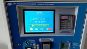 Suite à un bug, l'horodateur du parking de la clinique des Fleurs d'Ollioules a affiché un montant dû de 17.571 euros pour deux heures de visite.