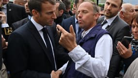 Emmanuel Macron le 4 octobre face à une éleveur 