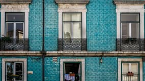 Des fenêtres d'un bâtiment à Lisbonne (Photo d'illustration).