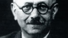 Marc Bloc, dont Emmanuel Macron a annoncé ce samedi 23 novembre la panthéonisation, a été un citoyen engagé, soldat des deux guerres mondiales, patriote, antifasciste, fervent républicain et résistant mort fusillé en 1944 par les Nazis.
