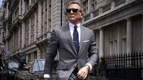 Daniel Craig dans le costume de James Bond