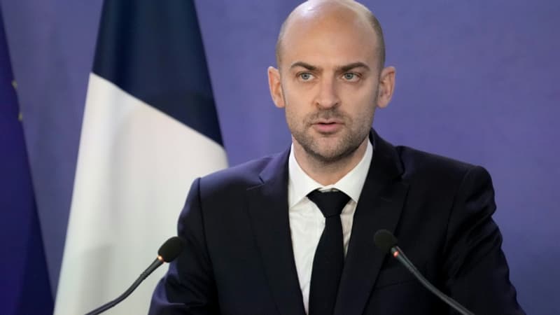 Base d'Abou Dhabi visée par des drones: Jean-Noël Barrot n'a "pas la certitude" que la France était ciblée par l'Iran