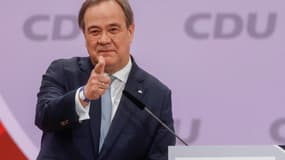 Armin Laschet élu président de la CDU. 