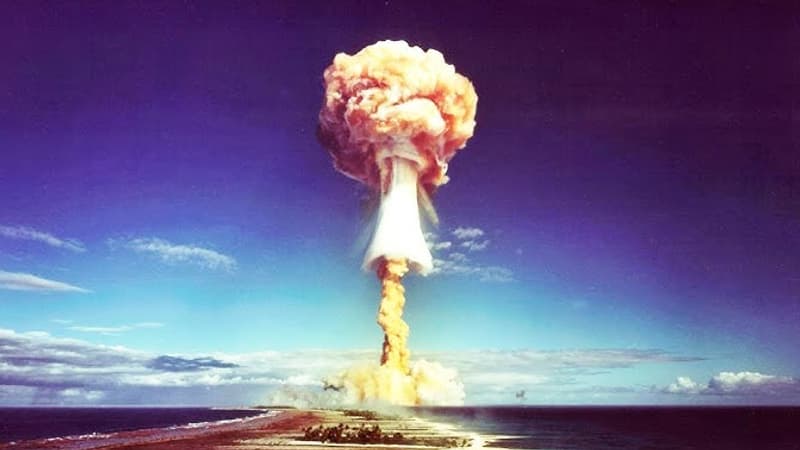 Une guerre nucléaire dans 95% des cas: des chercheurs ont soumis des scénarios de tensions internationales à des modèles d'IA (et il n'ont aucun tabou à utiliser l'arme atomique)