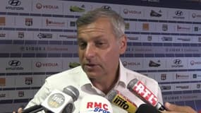 Malgré la victoire, Bruno Genesio déplore l'état de la pelouse du Groupama Stadium