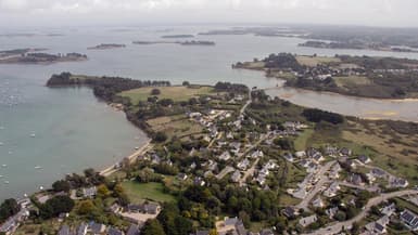 Vue aérienne du Golfe du Morbihan