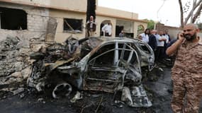 L'ambassade de France à Tripoli a été visée par un attentat à la voiture piégée, mardi 23 avril.