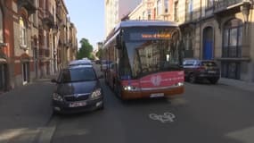 Coronavirus: ce bus délivre des messages audio aux confinés de Bruxelles  