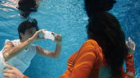Le Oppo Reno13 permet de faire de la photo sous-marine