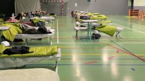 A Lyon, un collectif dénonce la remise à la rue de 56 enfants et leurs familles.