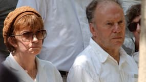 Jean-Louis et Nadine Trintignant en 2003 aux obsèques de leur fille Marie.