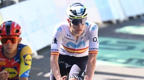 Ivan Romeo (Movistar) à l'arrivée de la 6e étape du Tour de France, le 10 juillet 2025.