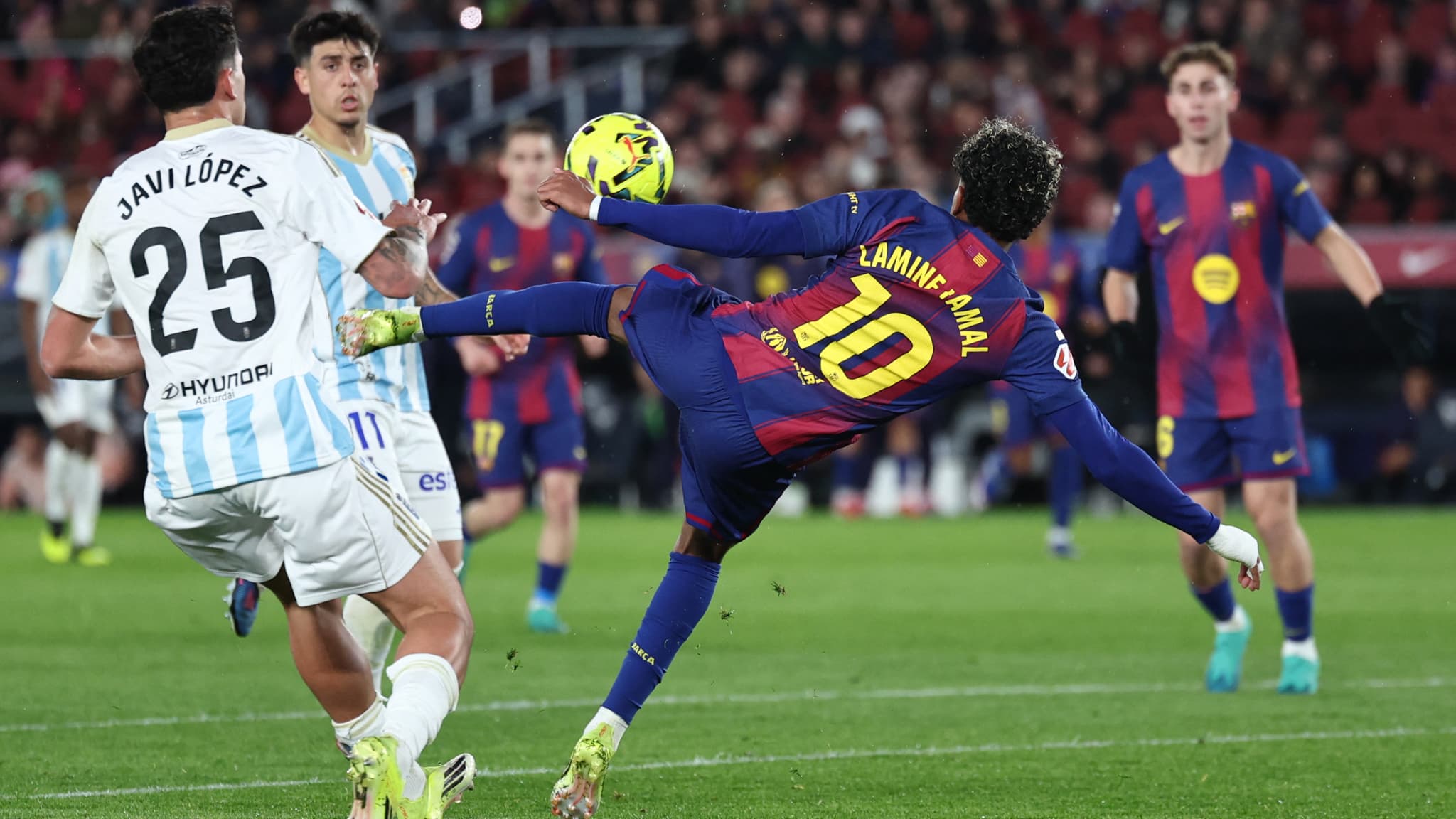 Barcelone-Oviedo: Avec un golazo de Lamine Yamal, le Barça répond au Real Madrid et reprend la tête de la Liga