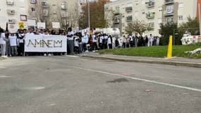 500 personnes ont participé à la marche blanche en hommage à Amine ce samedi à Créteil.