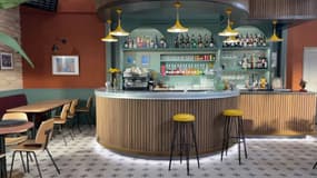 Le nouveau bar du Mistral, décor de la nouvelle version de Plus belle la vie, dont le tournage reprend ce lundi 23 octobre.