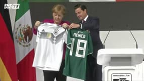 Coupe du Monde : échange de maillot entre Angela Merkel et le Président du Mexique