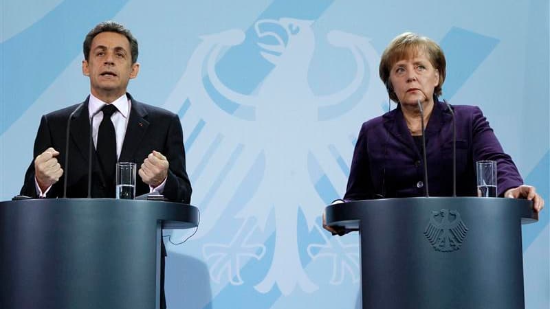 A l'issue d'un déjeuner de travail à Berlin, lundi, Angela Merkel a salué l'initiative de Nicolas Sarkozy en faveur de la création rapide d'une taxe sur les transactions financières en Europe mais elle a précisé qu'il n'y avait pas d'accord au sein du gou