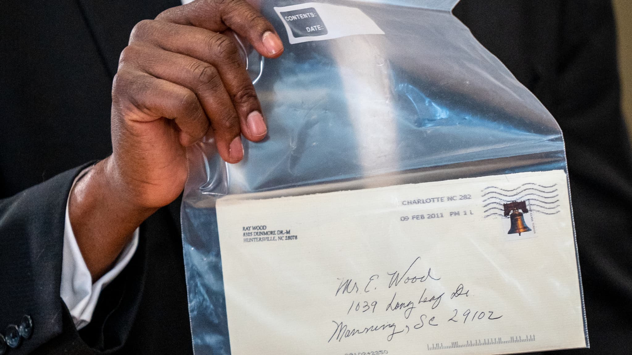 La lettre écrite par un ancien policier new-yorkais, qui accuse les forces de l'ordre, police de New York et FBI, de complicité dans le meurtre de Malcolm X