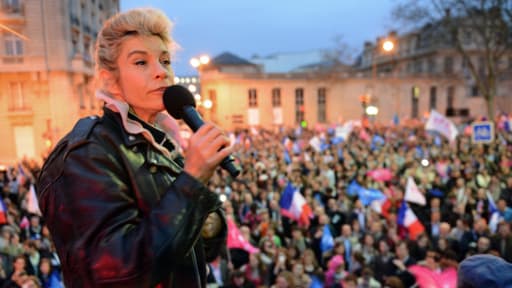 La chef de file du mouvement contre le mariage homosexuel, Frigide Barjot, le 16 avril 2013, lors d'une manifestation.
