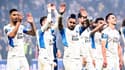Les Marseillais saluent leurs supporters après une victoire face à Nantes