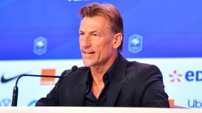 Hervé Renard en conférence de presse, à Paris le 31 mars 2023
