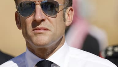 Emmanuel Macron, en visite en Arabie saoudite le 4 décembre 2024 quelques heures avant le vote de censure du gouvernement Barnier à Paris