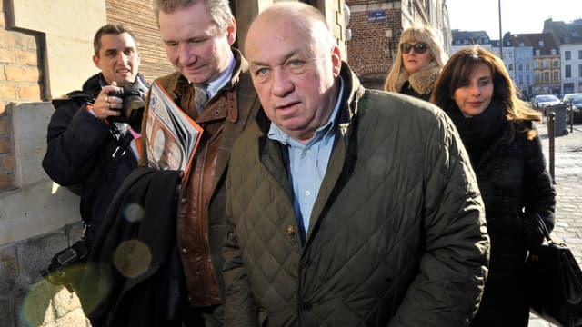 Dodo la Saumure, à son arrivée au tribunal correctionnel de Lille, lundi.