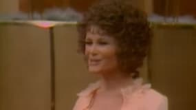 L'actrice Amarande en 1972 dans la pièce "Ferraille et chiffons"