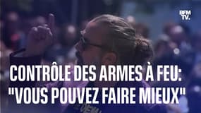 "Vous pouvez faire mieux": le père d'une victime de fusillade interpelle Joe Biden en plein discours