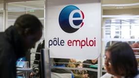 François Hollande mise sur les emplois aidés pour réduire le chômage