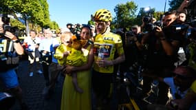 Trine et Jonas Vingegaard sur le Tour de France 2022, le 24 juillet 2022