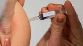 L'entrée en vigueur des onze vaccins obligatoires pour les enfants sera effective à partir du 1er janvier, a précisé jeudi la ministre de la Santé, Agnès Buzyn.