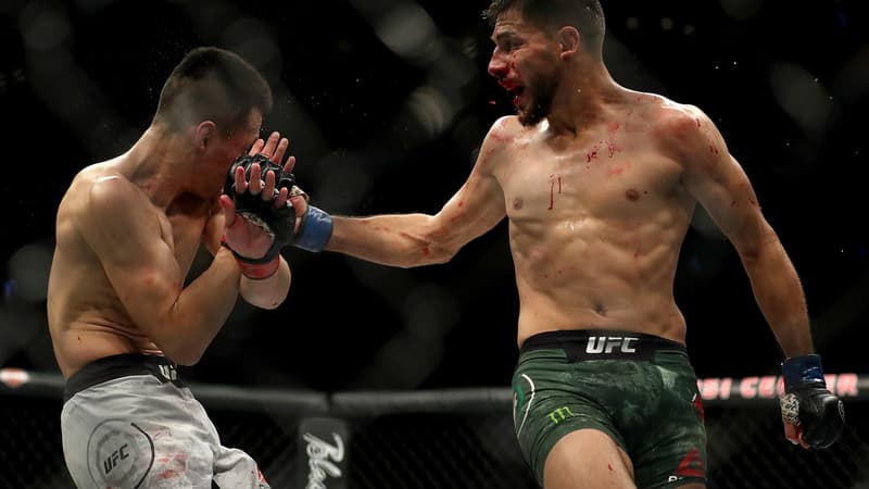 Chang Sung Jung et Yair Rodriguez 