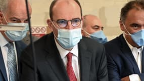 Le Premier ministre Jean Castex et le ministre délégué Alain Griset à Roubaix le 3 août 2020.