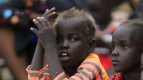 Des enfants sud-soudanais, réfugiés du camp d'Andalos