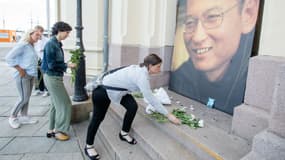 Hommage à Liu Xiaobo devant le centre du Prix Nobel à Oslo, en Norvège, le 13 juillet 2017