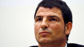 Le sélectionneur du XV de France regrette de ne pas voir des trois quarts centre français émerger sur la scène européenne