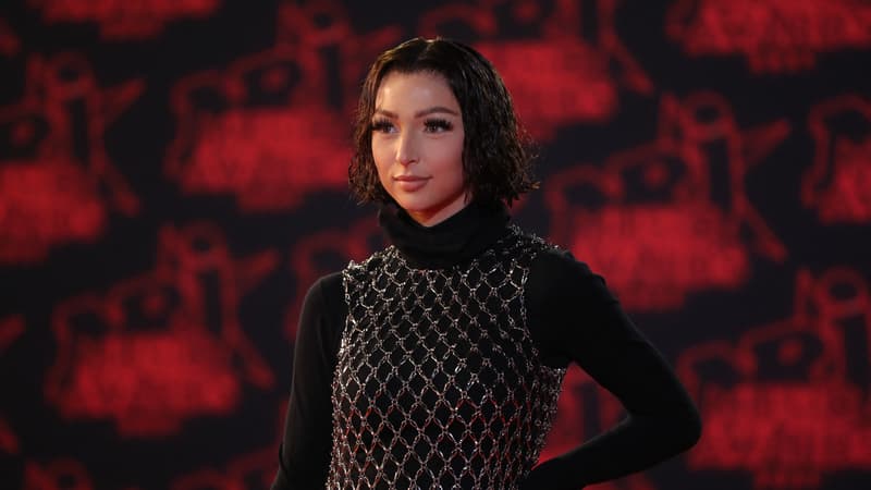 La chanteuse Eva aux NRJ Music Awards 2021