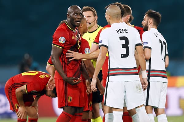 Romelu Lukaku et Pepe lors de Belgique-Portugal