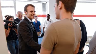 Emmanuel Macron en visite à Lunel, le 27 mai 2016.