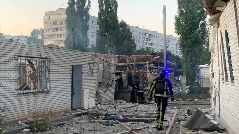 Guerre en Ukraine: au moins un mort et neuf blessés après une frappe russe sur Zaporijia